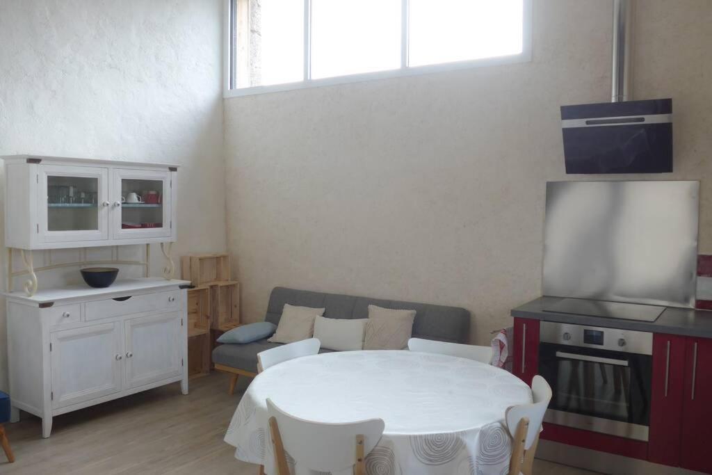 Gîte rural 3 étoiles, 4 pers Puy du fou vendée ,montaigu clisson La Boissiere-de-Montaigu Extérieur photo
