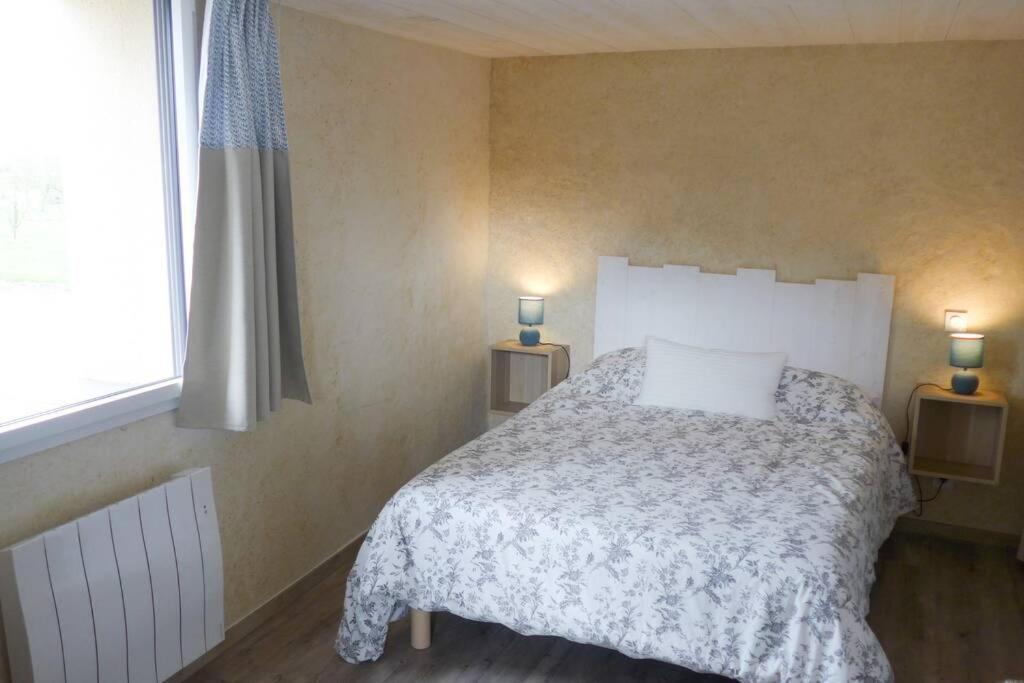 Gîte rural 3 étoiles, 4 pers Puy du fou vendée ,montaigu clisson La Boissiere-de-Montaigu Extérieur photo